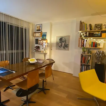 Cosy Et Arty Apartment *